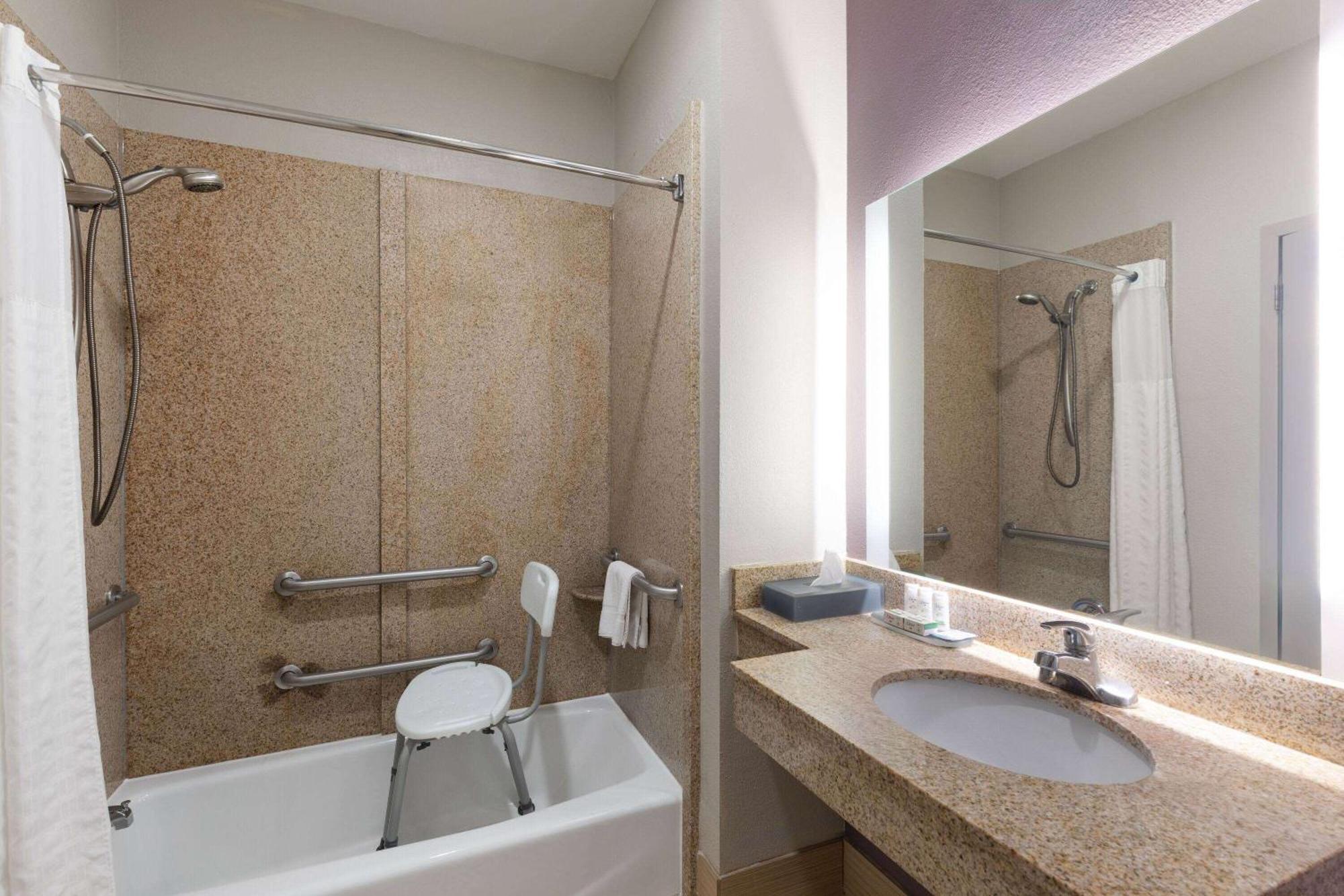 Hotel La Quinta By Wyndham - Stone Mountain Snellville