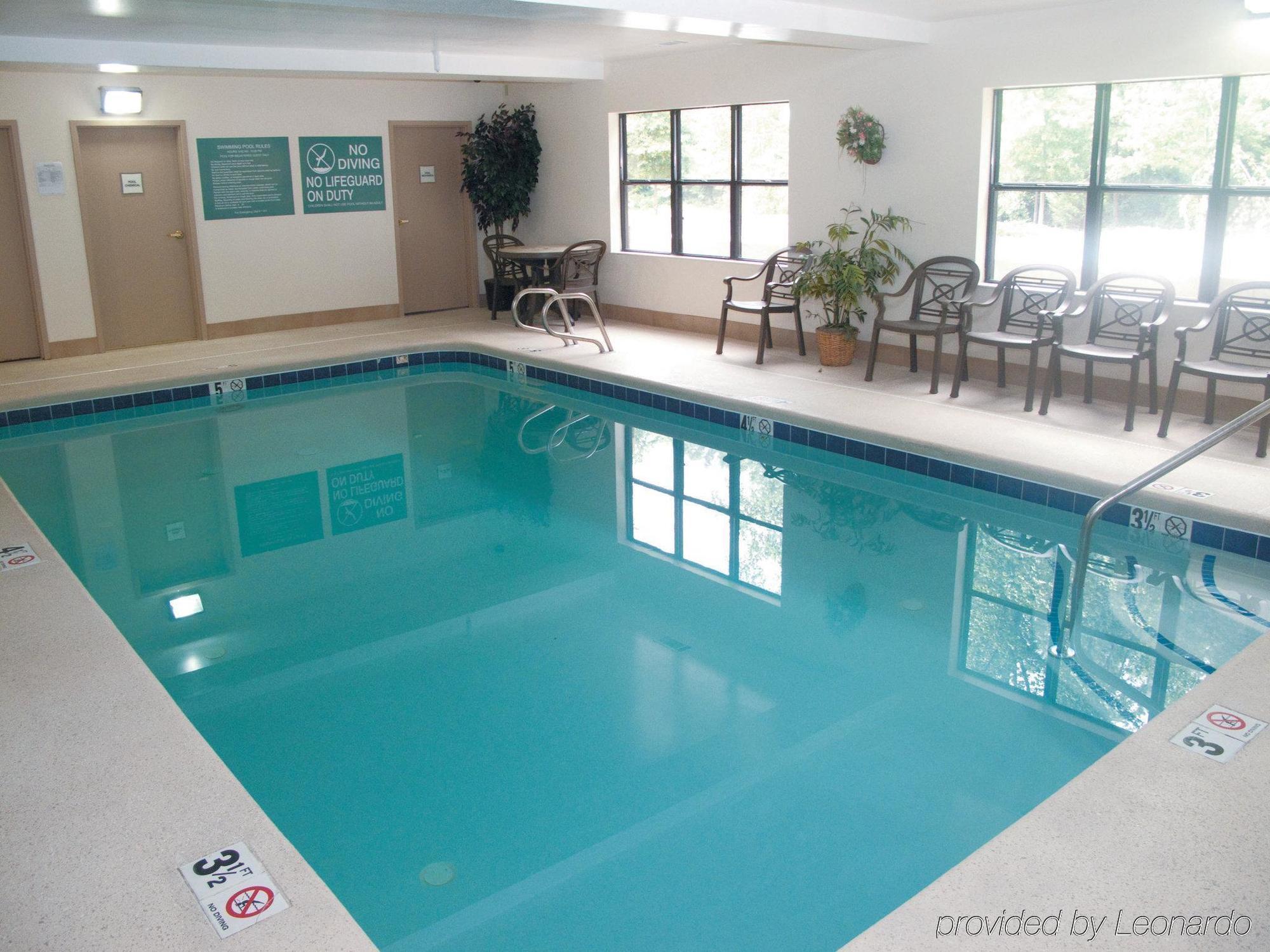 La Quinta By Wyndham - Stone Mountain Hotel